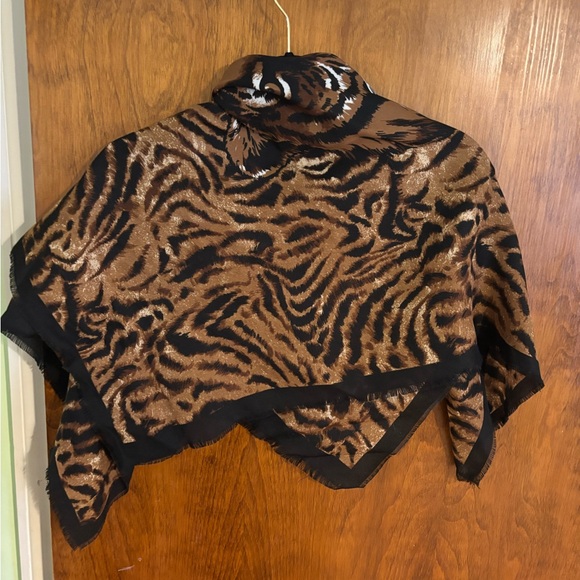 Animal Print Scarf - Picture 2 of 2
